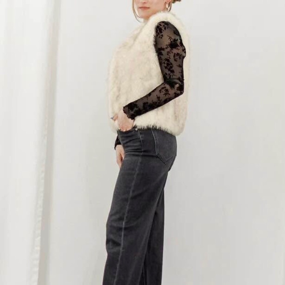 Self esteem faux fur sleeveless jacket vest
